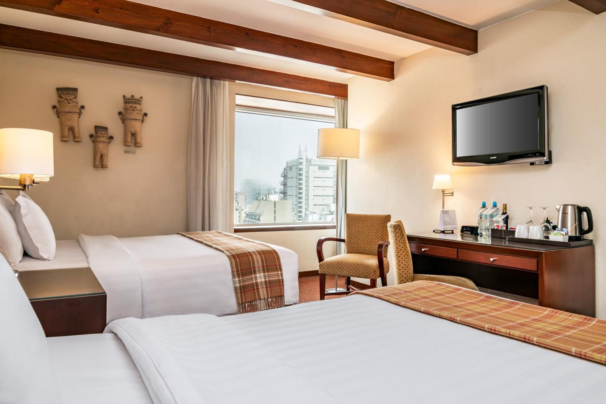 Casa Andina Premium Miraflores Ліма Екстер'єр фото A room at the hotel